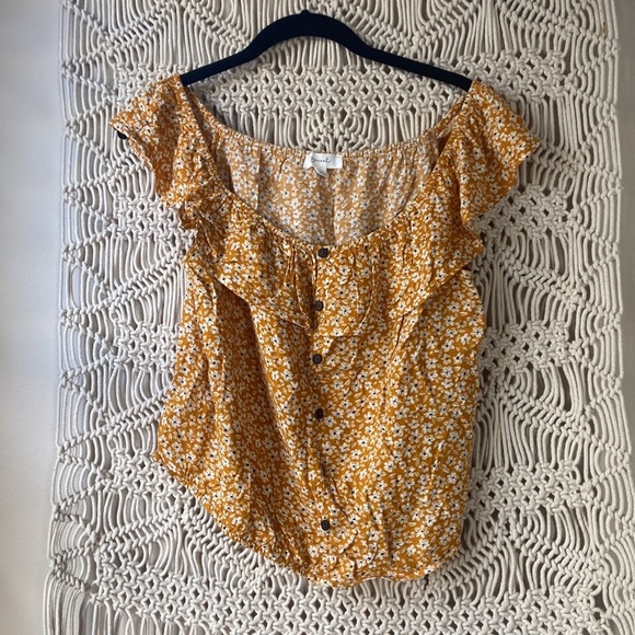 Becaal Daisy Floral Ruffled Off-Shoulder Top | Size Medium - Picture 2 of 5